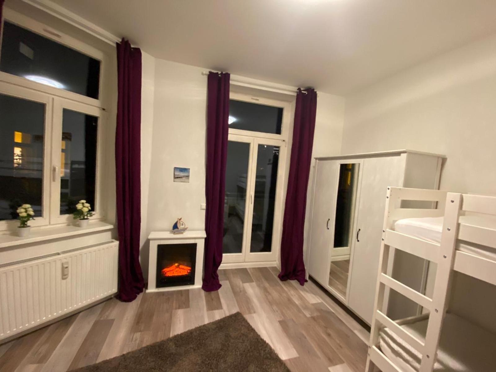 N A U T I C A - Ruhige Maritime Ferienwohnung Mit Balkon Familienfreundlich Apartment